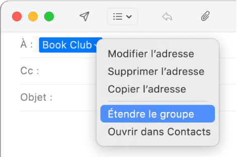 Un e-mail dans Mail, affichant un groupe dans le champ À et le menu local avec la commande Étendre le groupe sélectionnée.