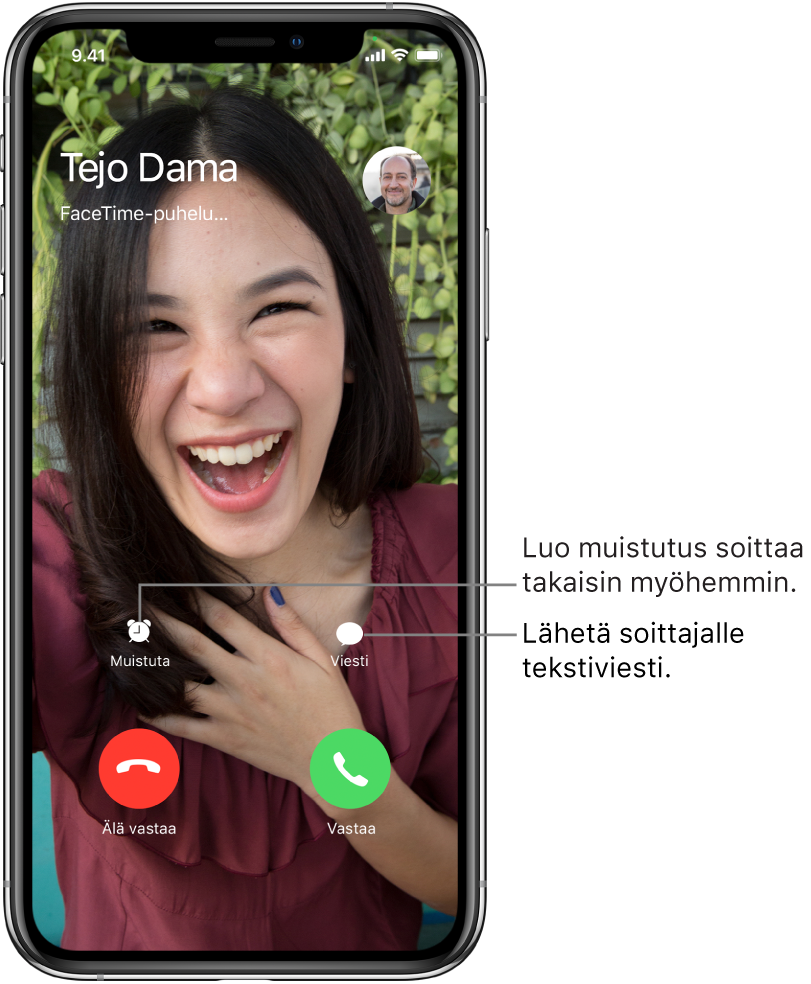 Tulevan puhelun näyttö. Näytön alareunassa ovat ylärivillä vasemmalta oikealle Muistuta- ja Viesti-painikkeet. Ylärivillä vasemmalta oikealle ovat Hylkää- ja Hyväksy-painikkeet.