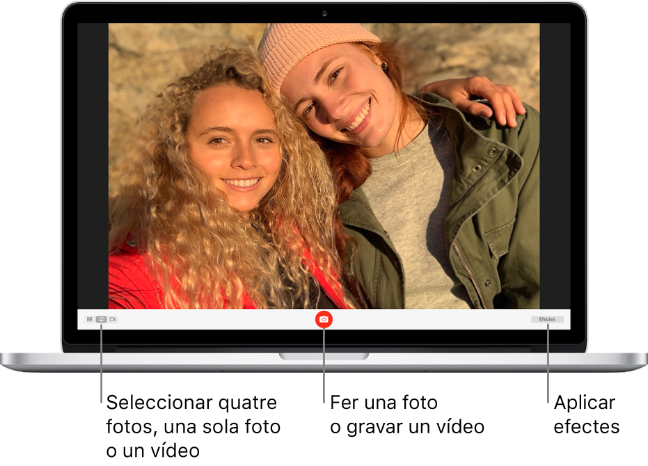 Finestra del Photo Booth amb el botó “Fer foto” seleccionat. L’opció d’una sola foto seleccionada a la part inferior esquerra de la finestra amb el botó Efectes a la part inferior dreta de la finestra.