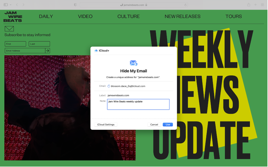 Safariウインドウ。Webサイトが開いており、ダイアログではユーザがそのWebサイトで使用するプライベートメールアドレスを指定しています。
