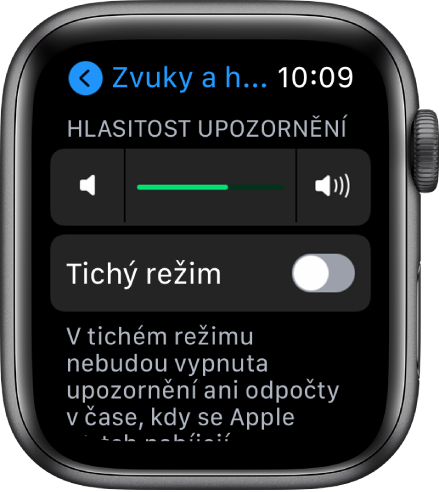 Nastavení zvuků a haptiky na Apple Watch s jezdcem Hlasitost upozornění nahoře a tlačítkem Tichý režim pod ním