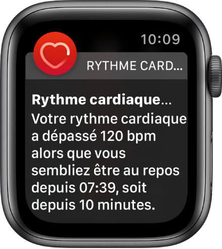 L’écran Rythme cardiaque élevé qui affiche une notification indiquant que votre rythme cardiaque a dépassé 120 bpm alors que vous étiez inactif pendant 10 minutes.