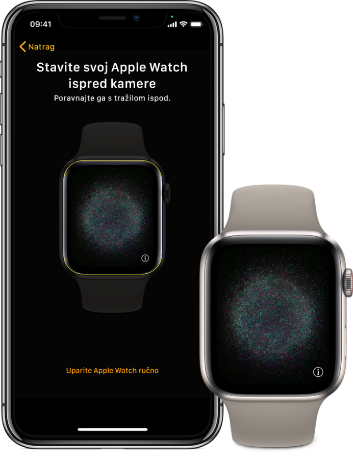 iPhone i sat, jedan do drugog. Zaslon iPhonea prikazuje upute za uparivanje s Apple Watchem vidljivim u tražilu, a zaslon Apple Watcha prikazuje sliku uparivanja.