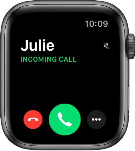„Apple Watch“ ekranas, rodomas, kai gaunamas skambutis: skambinančiojo vardas, žodžiai „Incoming Call“, raudonas atmetimo mygtukas, žalias atsiliepimo mygtukas ir papildomų parinkčių mygtukas.