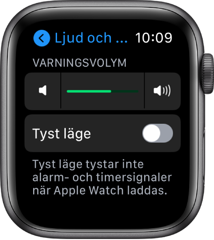 Inställningarna för Ljud och haptik på Apple Watch med skjutreglaget Varningsvolym högst upp och under det knappen för tyst läge.