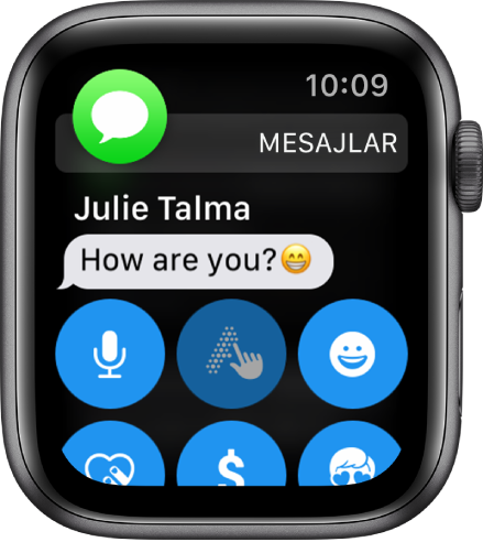 Ekranında bir mesaj gösteren Apple Watch.