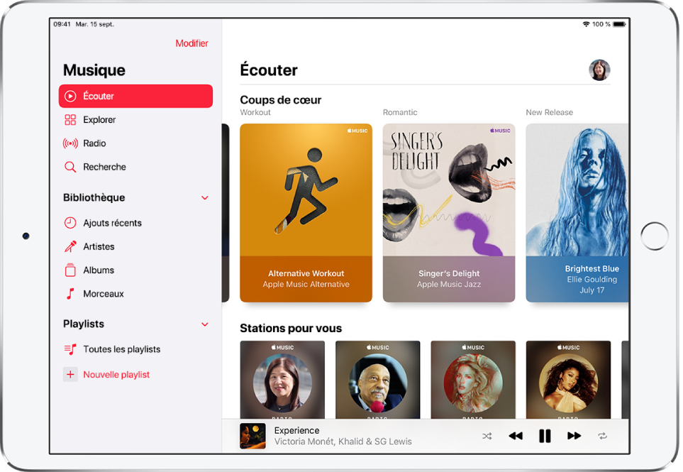 L’écran Écouter affichant la barre latérale sur la gauche et la section Écouter sur la droite. Écran Écouter montrant le bouton de profil en haut à droite. Des playlists « Sélectionné pour vous » s’affichent en dessous. Sous « Sélectionné pour vous » se trouve la section « Stations recommandées », avec quatre stations.