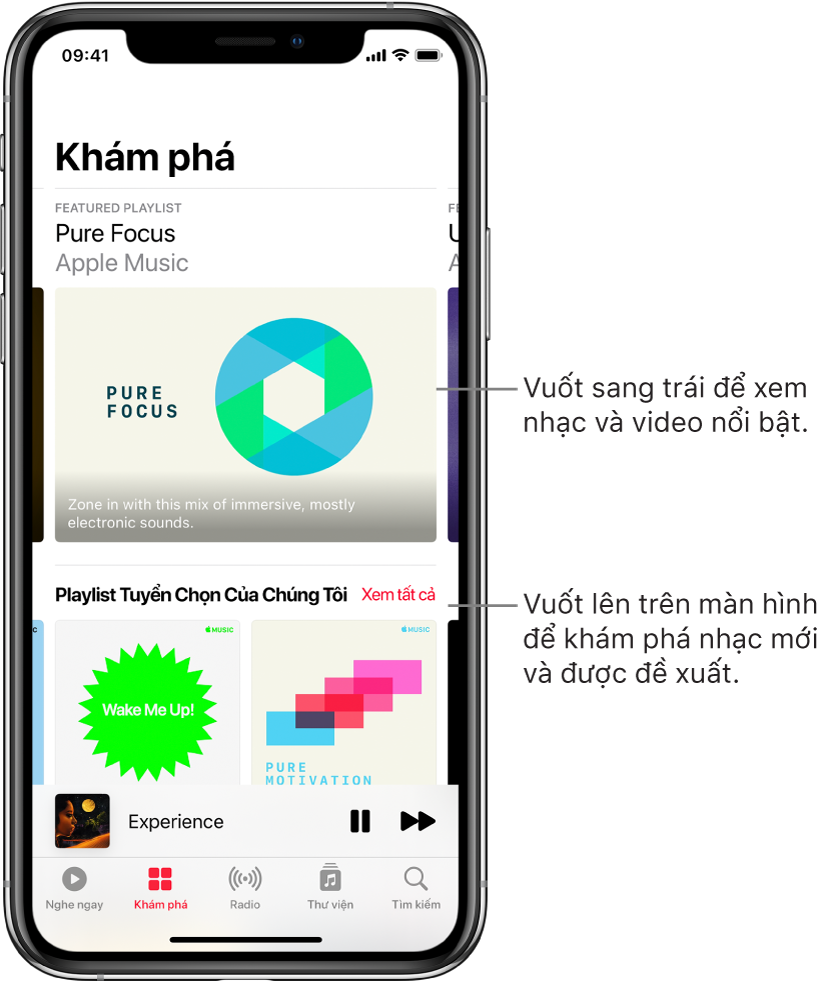 Màn hình Khám phá đang hiển thị nhạc nổi bật ở trên cùng. Bạn có thể vuốt sang trái để xem thêm nhạc và video nổi bật. Phần Playlist chúng tôi chọn xuất hiện ở bên dưới, đang hiển thị hai đài phát Apple Music. Một nút Xem tất cả được hiển thị ở bên phải của Bạn Phải Nghe. Bạn có thể vuốt lên trên màn hình để khám phá nhạc mới và được đề xuất.