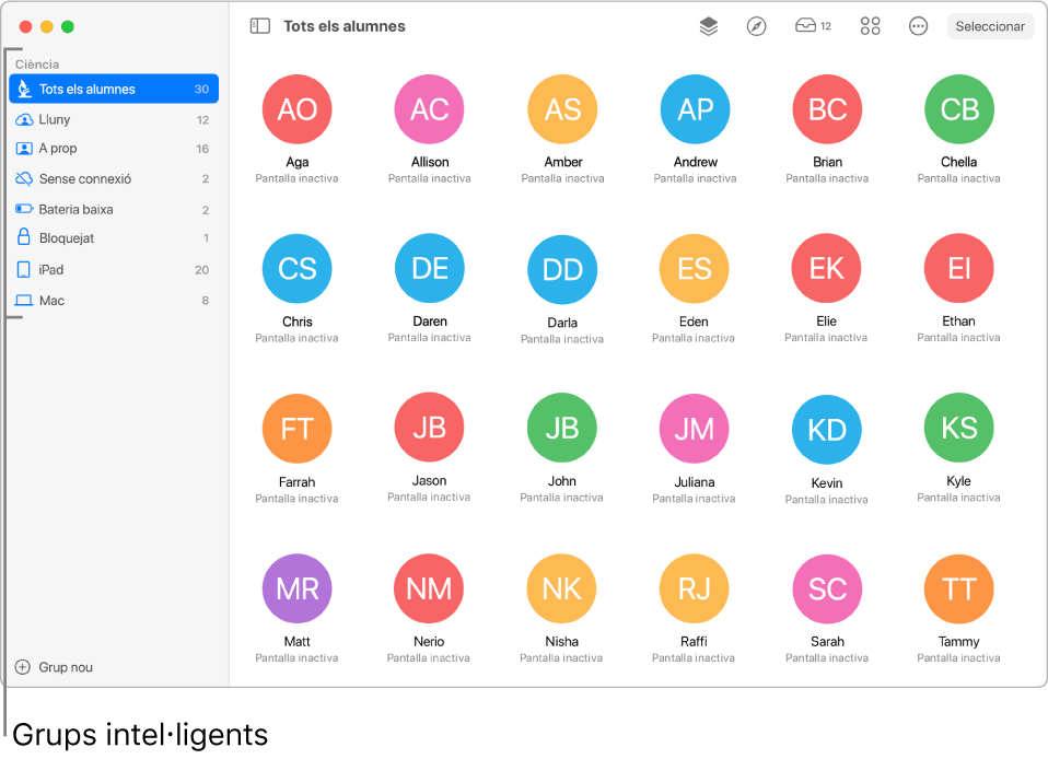 Finestra principal de l’app Aula que mostra diversos grups intel·ligents a la barra lateral.