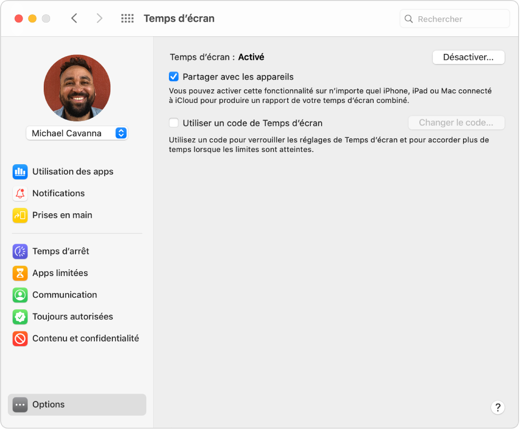 La sous-fenêtre Options de Temps d’écran avec l’option Temps d’écran activée. L’option « Partager avec les appareils » est sélectionnée et le bouton pour désactiver Temps d’écran est disponible.