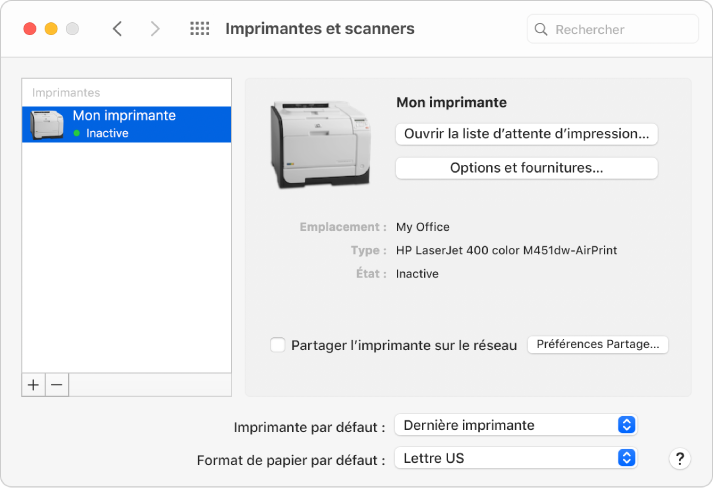 La zone de dialogue Imprimantes et scanners affiche les options de configuration d’une imprimante et une liste des imprimantes comportant, dans sa partie inférieure, les boutons Plus et Moins permettant d’ajouter ou supprimer des imprimantes.