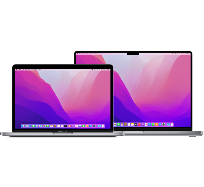 كمبيوتر MacBook Pro ١٣ بوصة أمام كمبيوتر MacBook Pro ١٦ بوصة.