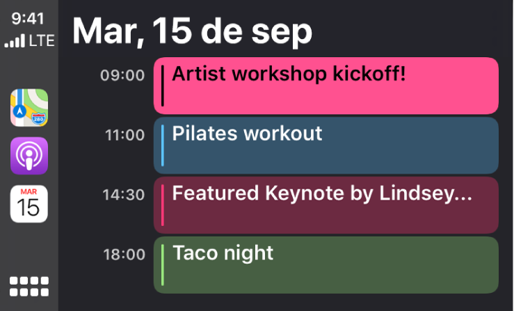 Una pantalla de calendario en CarPlay, mostrando 4 eventos para el martes, 15 de septiembre.