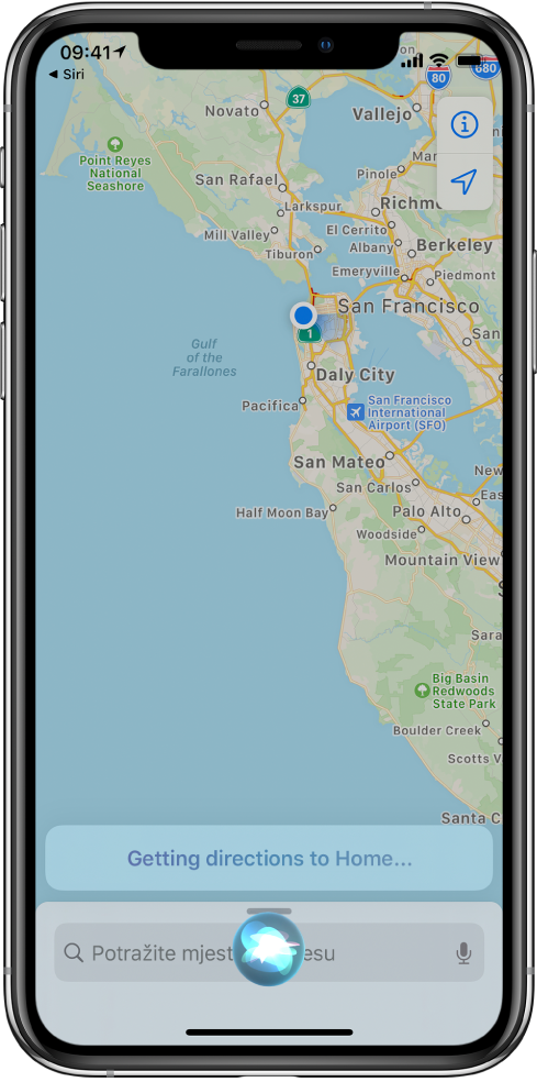 Karta prikazuje odgovor Siri “Getting directions to Home” pri dnu zaslona.
