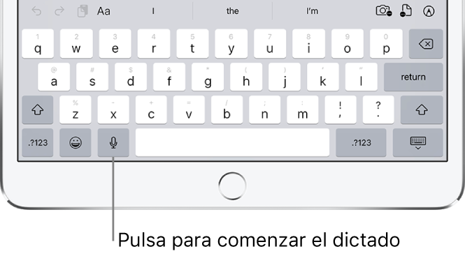 El teclado en pantalla con la tecla de dictado (a la izquierda de la barra espaciadora), que puedes pulsar para empezar a dictar texto.