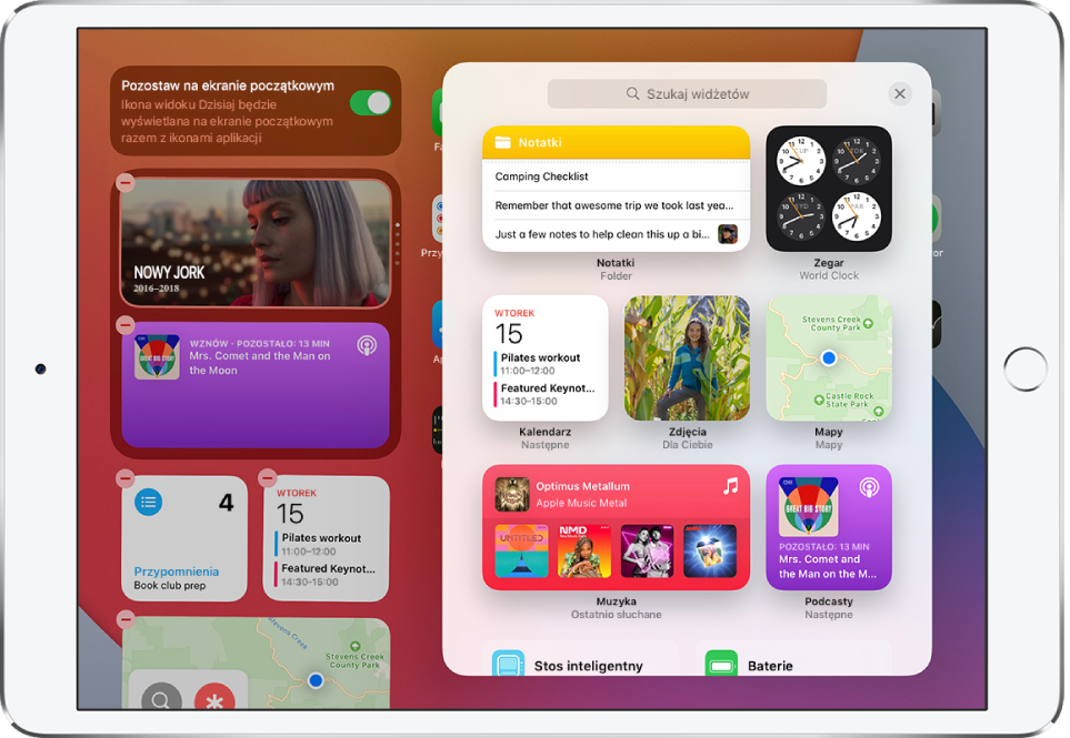 Galeria widżetów na iPadzie, zawierająca różne widżety, między innymi Notatki, Zegar, Kalendarz, Zdjęcia, Mapy, Muzyka oraz Podcasty.