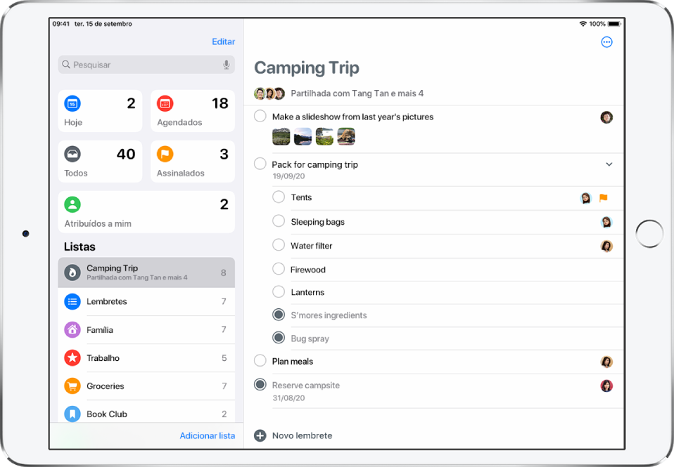 Um ecrã Lembretes com as listas de lembretes no lado esquerdo e uma lista denominada “Viagem de campismo” à direita. O botão Novo lembrete em baixo, ao centro.