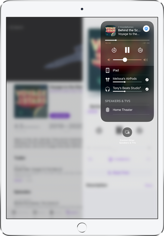 Zaslon iPada prikazuje dva kompleta povezanih slušalk AirPods.