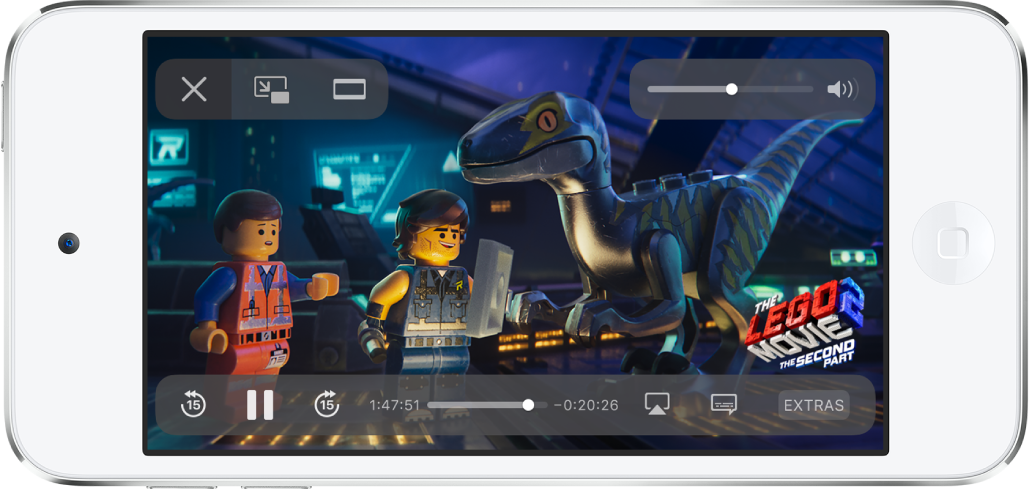 Film diputar, dengan kontrol pemutaran ditampilkan. Tombol Selesai dan Skalakan untuk Mengisi ada di kiri atas. Penggeser volume ada di kanan atas. Di kiri bawah, terdapat tombol untuk melewati mundur 15 detik, menjeda, dan melewati maju 15 detik. Di sepanjang tengah bawah terdapat penggeser yang dapat Anda seret untuk menyesuaikan posisi video; waktu berlalu dan waktu tersisa muncul di salah satu sisi penggeser. Di kanan bawah, terdapat tombol untuk mengubah tujuan video, menampilkan subtitle, dan memutar konten ekstra.