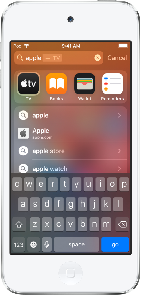 Layar menampilkan permintaan pencarian di iPod touch. Di bagian atas terdapat bidang pencarian yang berisi teks pencarian “apple,” dan di bawahnya terdapat hasil pencarian yang ditemukan untuk teks pencarian.
