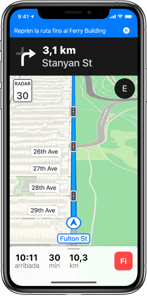Mapa amb una ruta en cotxe i un bàner blau a la part superior de la pantalla per reprendre la ruta fins al Ferry Building.