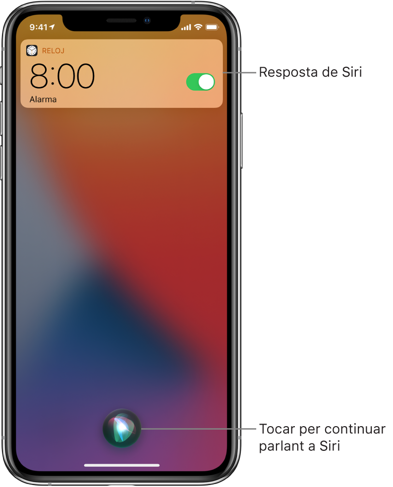 Siri des de la pantalla bloquejada. Notificació de l’app Rellotge que mostra una alarma activada per a les 8 del matí. Hi ha un botó al centre de la part inferior de la pantalla per continuar parlant-li a Siri.