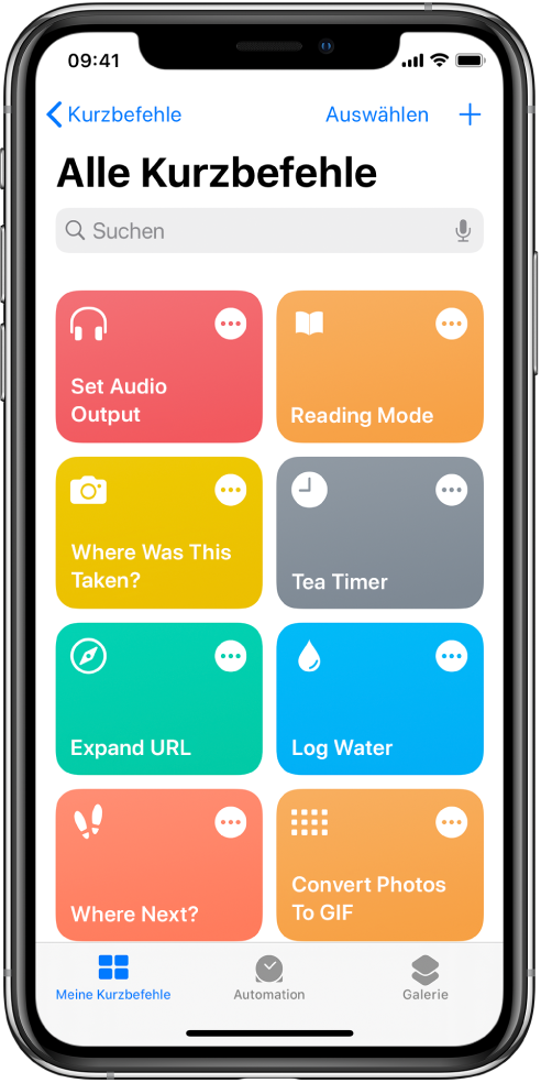 Der Tab „Meine Kurzbefehle“. Eine Liste mit Kurzbefehlen zum Ausführen alltäglicher Aufgaben, etwa zum Einstellen eines Timers für die Teezubereitung oder für die Suche nach einem Sushi-Restaurant. Unten befinden sich die Tabs „Automation“ und „Galerie“.
