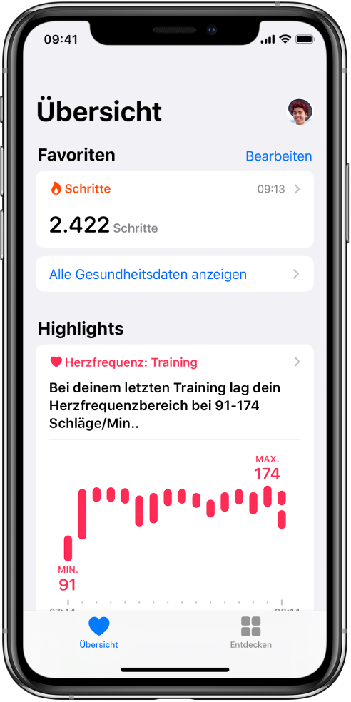Ein Übersichtsbildschirm mit der Kategorie „Schritte“ unter „Favoriten“. Der Bereich „Highlights“ darunter enthält Informationen zur Herzfrequenz während des letzten Workouts.