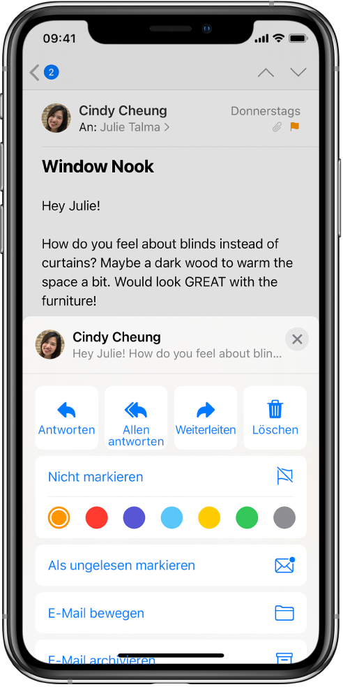 Eine E-Mail und darunter Antwortoptionen. Unter diesen Optionen befinden sich Farbauswahlen für Markierungen.