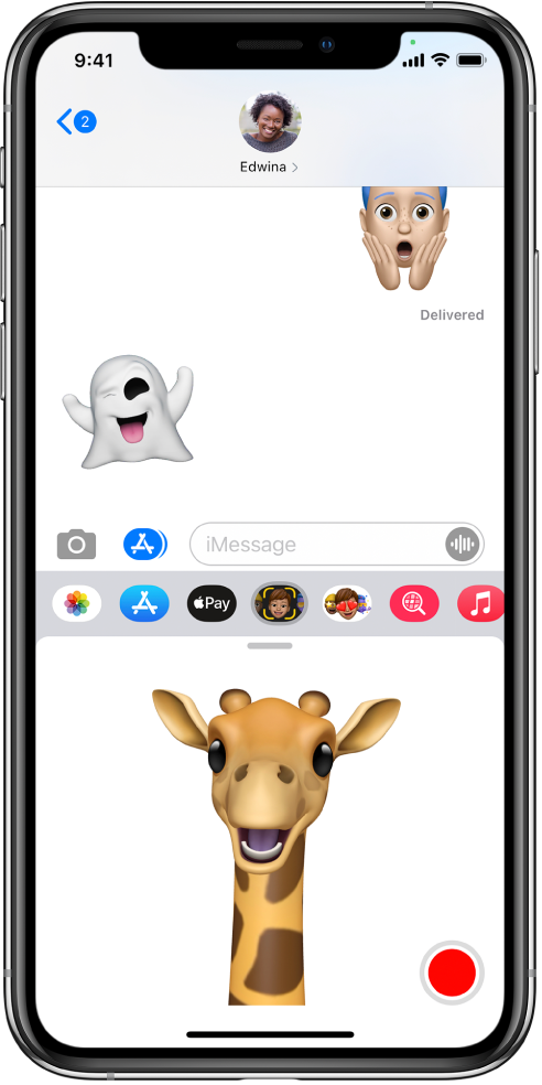 A Messages conversation with a Memoji selected and ready to be recorded before being sent.