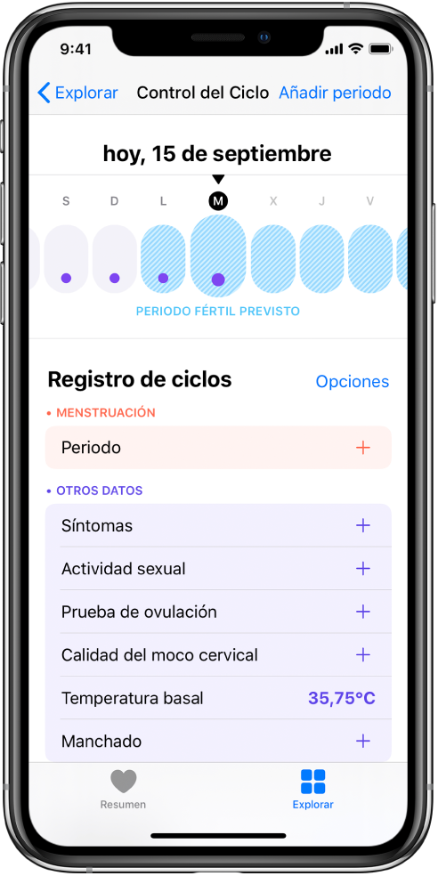 Pantalla “Control del Ciclo” con la línea de tiempo de una semana en la parte superior de la pantalla. Los puntos morados marcan los primeros cuatro días de la línea de tiempo y los últimos cinco días son de color azul claro. Debajo de la línea de tiempo se muestran opciones para añadir información sobre periodos, síntomas, etc.