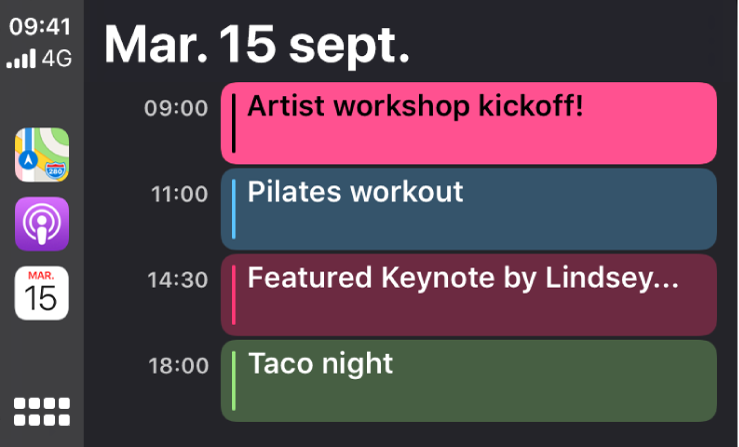 Un écran de calendrier dans CarPlay montrant 4 évènements pour le mardi 15 septembre.