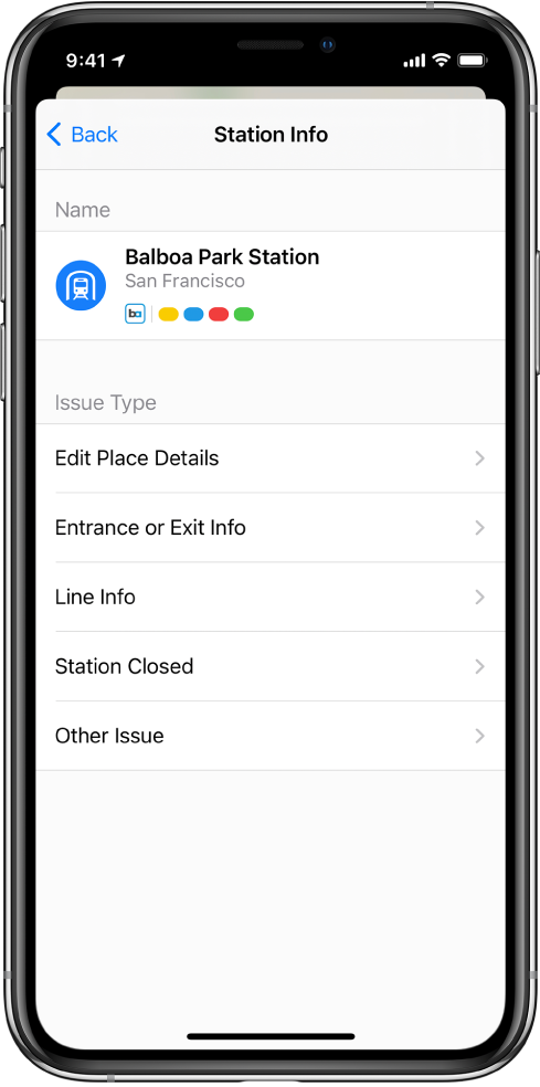Ekrāns ziņošanai par nepareizu informāciju par sabiedriskā transporta staciju. Ziņošanai pieejamie problēmu tipi ir Edit Place Details, Entrance or Exit Info, Line Info, Station Closed un Other Issue.
