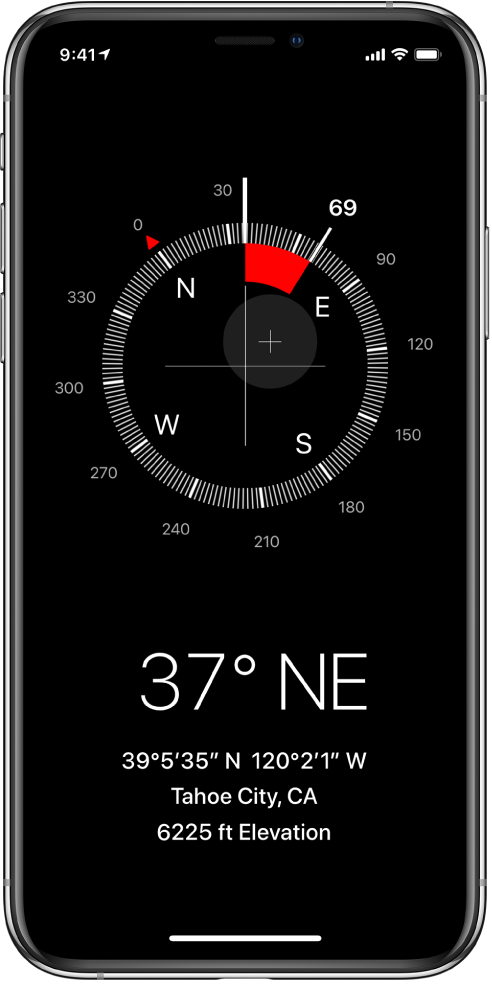 iPhone ဦးတည်နေသည့် အရပ်မျက်နှာ၊ သင်၏လက်ရှိတည်နေရာနှင့် ပင်လယ်ရေပြင်အမြင့်တို့ကို ပြသထားသော Compass စာမျက်နှာ။