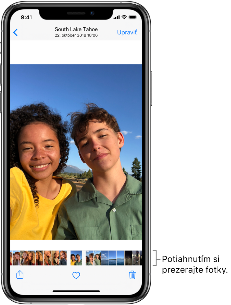 Fotka s miniatúrami ďalších fotiek pozdĺž spodnej časti obrazovky. V ľavom hornom rohu je tlačidlo Späť, ktoré vás prenesie späť do zobrazenia, v ktorom ste prechádzali fotky. Pozdĺž spodnej časti sú tlačidlá Zdieľať, Páči sa a Vymazať. Vpravo hore sa nachádza tlačidlo Upraviť.