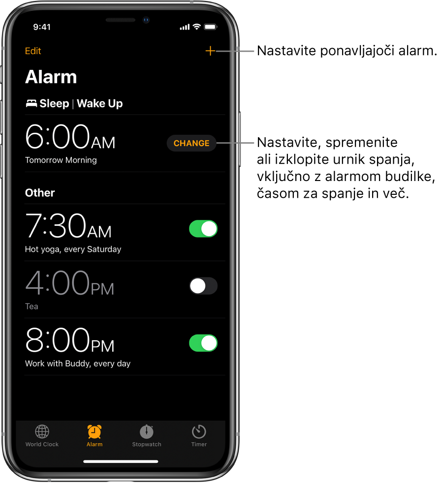 Zavihek Alarm, prikazuje štiri alarme, nastavljene za različne čase, gumb za nastavitev rednega alarma v zgornjem desnem kotu in alarm za bujenje z gumbom za spreminjanje urnika spanja v aplikaciji Health.
