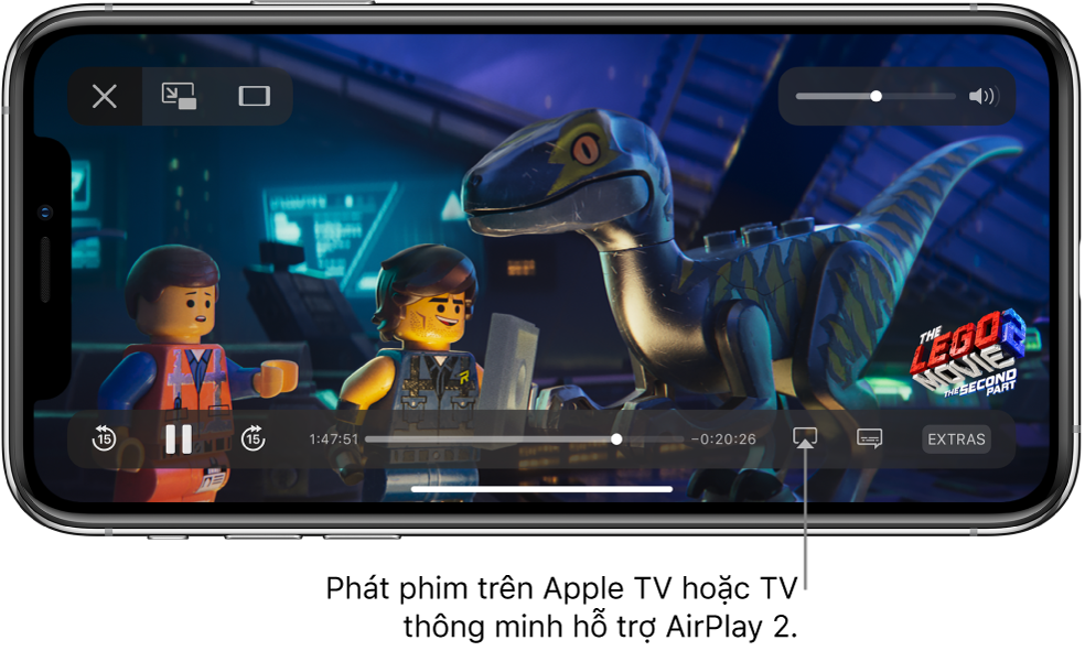 Một phim đang phát trên màn hình iPhone. Ở cuối màn hình là các điều khiển phát lại, bao gồm nút Phản chiếu màn hình ở gần dưới cùng bên phải.
