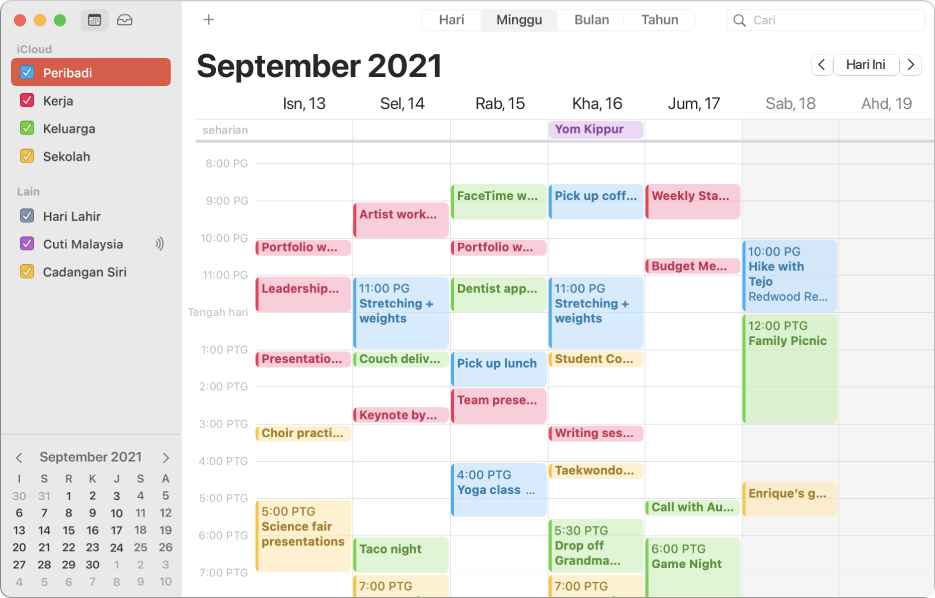 Tetingkap Kalendar dalam paparan Bulan menunjukkan kalendar peribadi, kerja, keluarga dan sekolah dikod warna dalam bar sisi di bawah pengepala akaun iCloud.