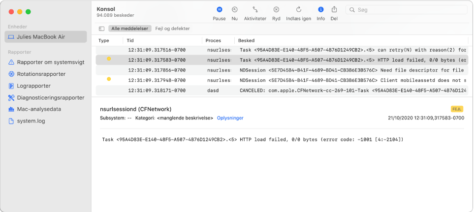 Konsolvinduet viser en valgt logbesked og oplysninger i det nederste vindue.