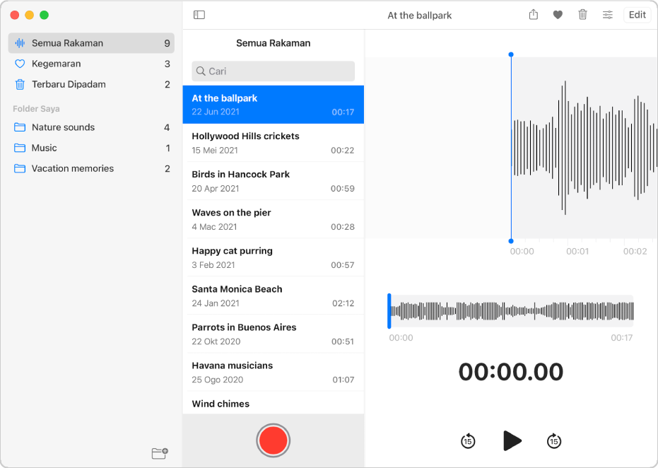App Memo Suara dengan bar sisi folder di sebelah kiri. Terdapat tiga Folder Pintar ditunjukkan di bahagian atas: Semua Rakaman, Kegemaran dan Terbaru Dipadam. Folder yang anda cipta kelihatan di bawah Folder Saya.
