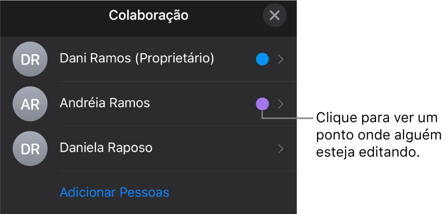 Lista de participantes com três participantes e um ponto com uma cor diferente à direita de cada nome.