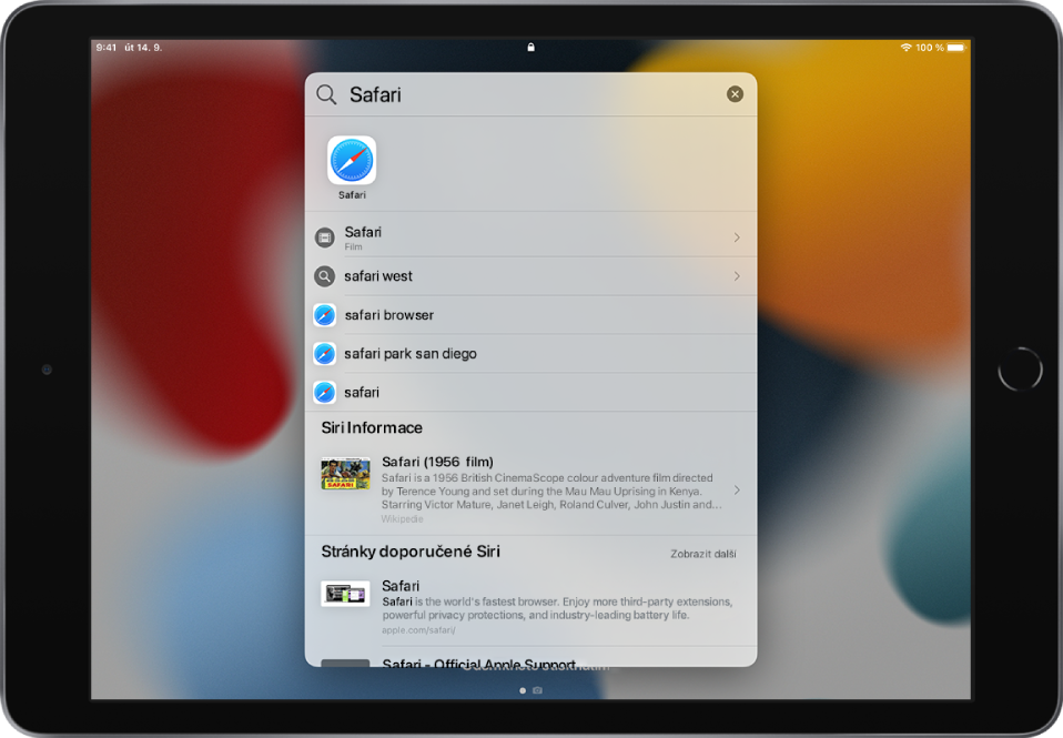 Uzamčená obrazovka iPadu se zobrazeným hledáním. Nahoře se nachází vyhledávací pole s hledaným textem „Safari“ a pod ním nalezené výsledky pro cílový text.
