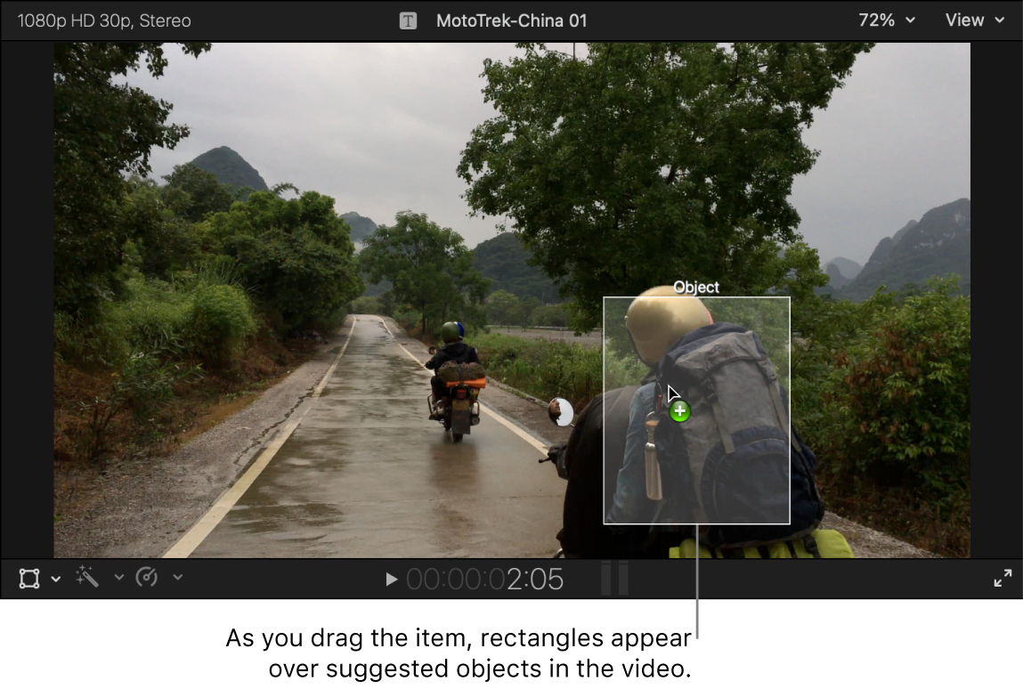 Ein weißes Rechteck erscheint über einem vorgeschlagenen Objekt im Viewer (in diesem Fall handelt es sich um eine Person auf einem Motorrad)