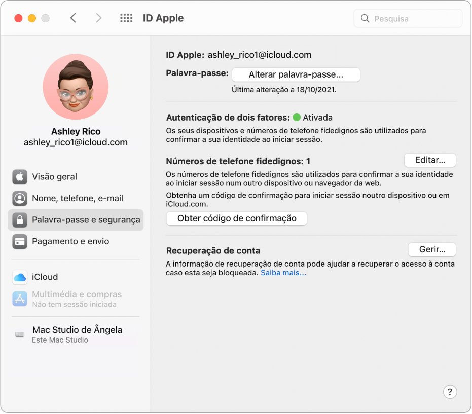 A secção “Palavra-passe e segurança” do ID Apple nas Preferências do Sistema. Clique em gerir para configurar “Recuperação de conta”.