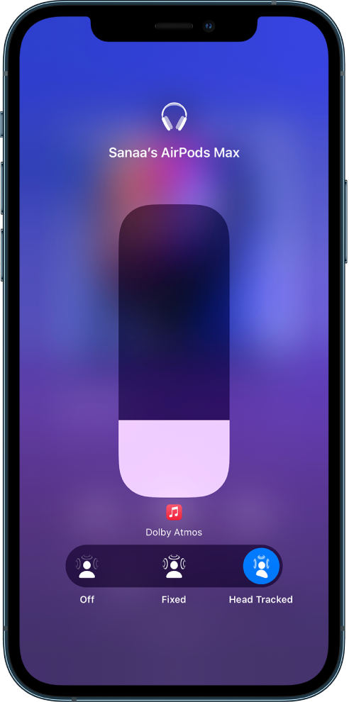 Control Centeri helitugevuse kuva, milles kuvatakse AirPods Maxi helitugevuse taset. Helitugevuse indikaatori all kuvatakse Spatial Audio valikuid. Valikuteks on Off, Fixed ja Head Tracked.