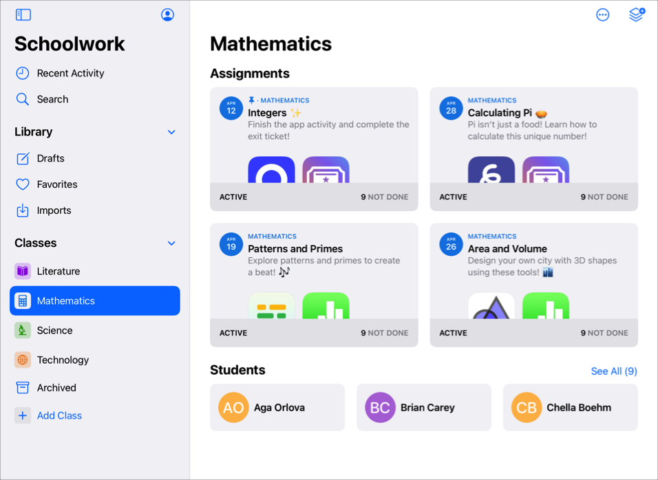 班級檢視畫面範例，顯示與班級相關聯的作業和學生。若要查看個別學生在所有作業方面的表現，並判斷他們是否需要額外的挑戰或關注，請點一下學生。