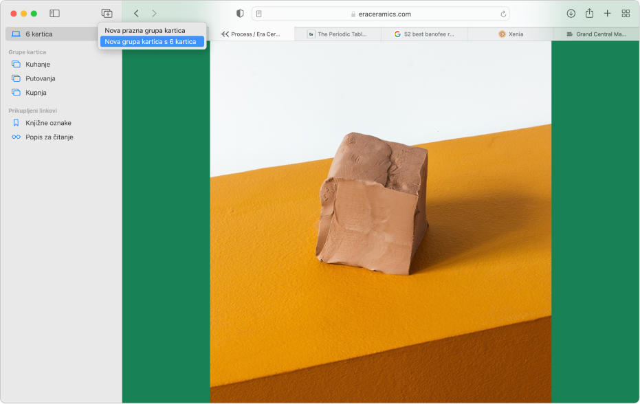 Prozor aplikacije Safari s prikazom rubnog stupca s postojećim Grupama kartica, glavnim prozorom s nekoliko otvorenih kartica i opcijama za izradu nove Grupe kartica.