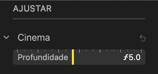 Os controles de ajuste de Cinema, mostrando o controle deslizante de Profundidade.