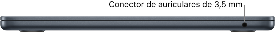 Lado derecho de un MacBook Air con una indicación del conector para auriculares de 3,5 mm.