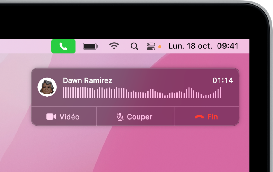 Une notification s’affiche dans le coin supérieur droit de l’écran du Mac, montrant qu’un appel téléphonique est en cours.